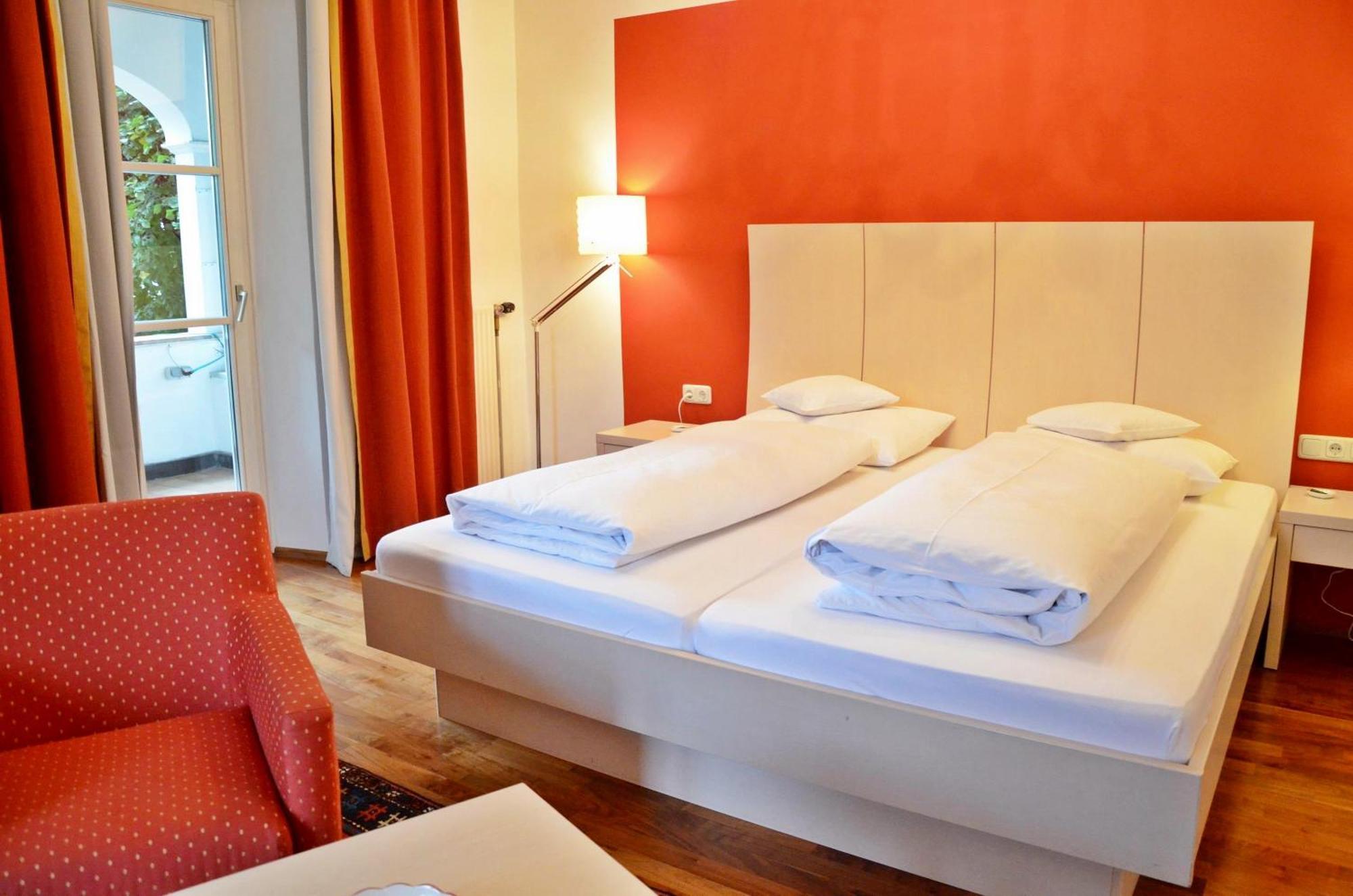 Aktivhotel Foettinger Steinbach am Attersee Værelse billede
